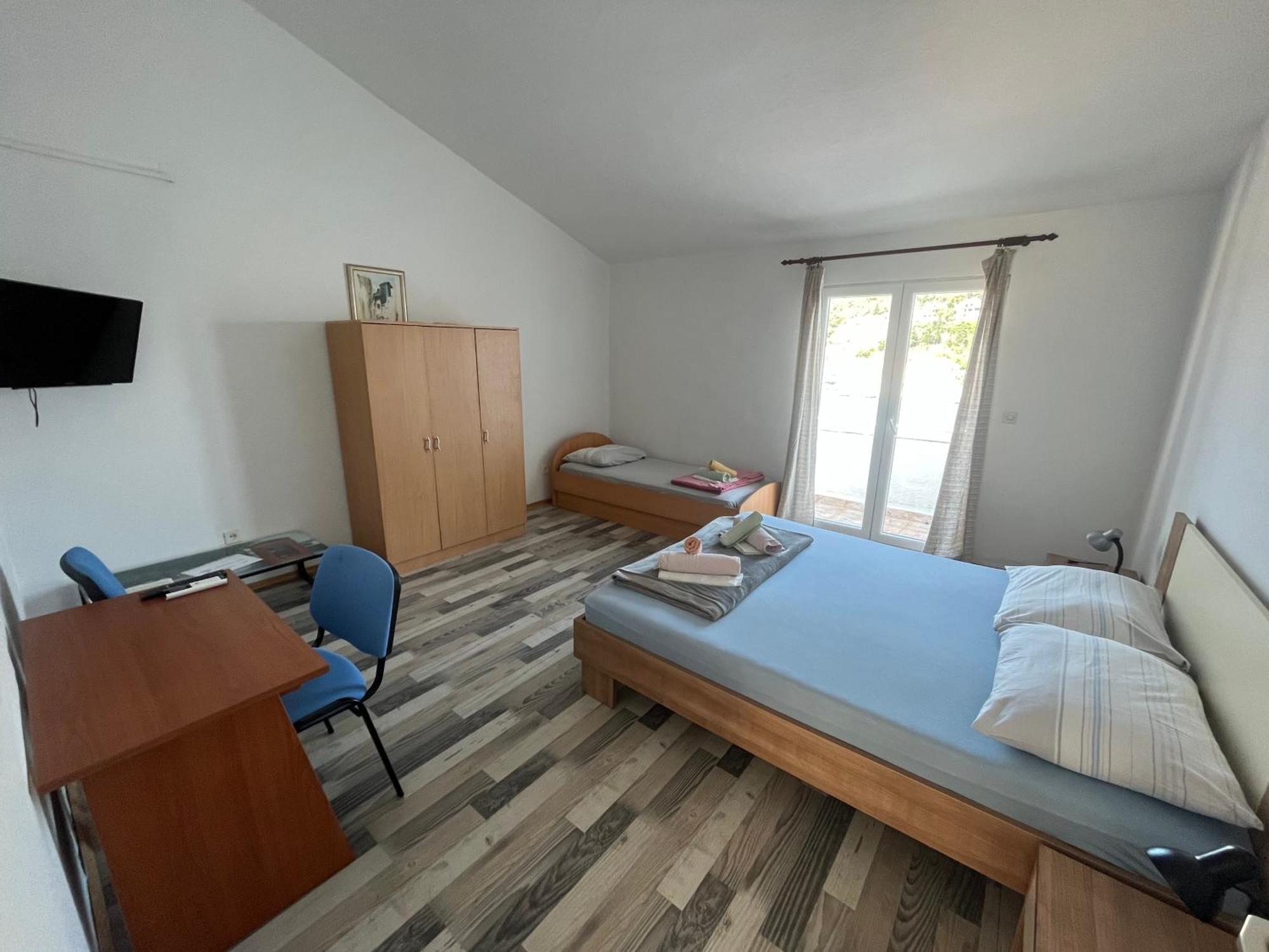 Apartments Peronja Jelsa Seafront Экстерьер фото