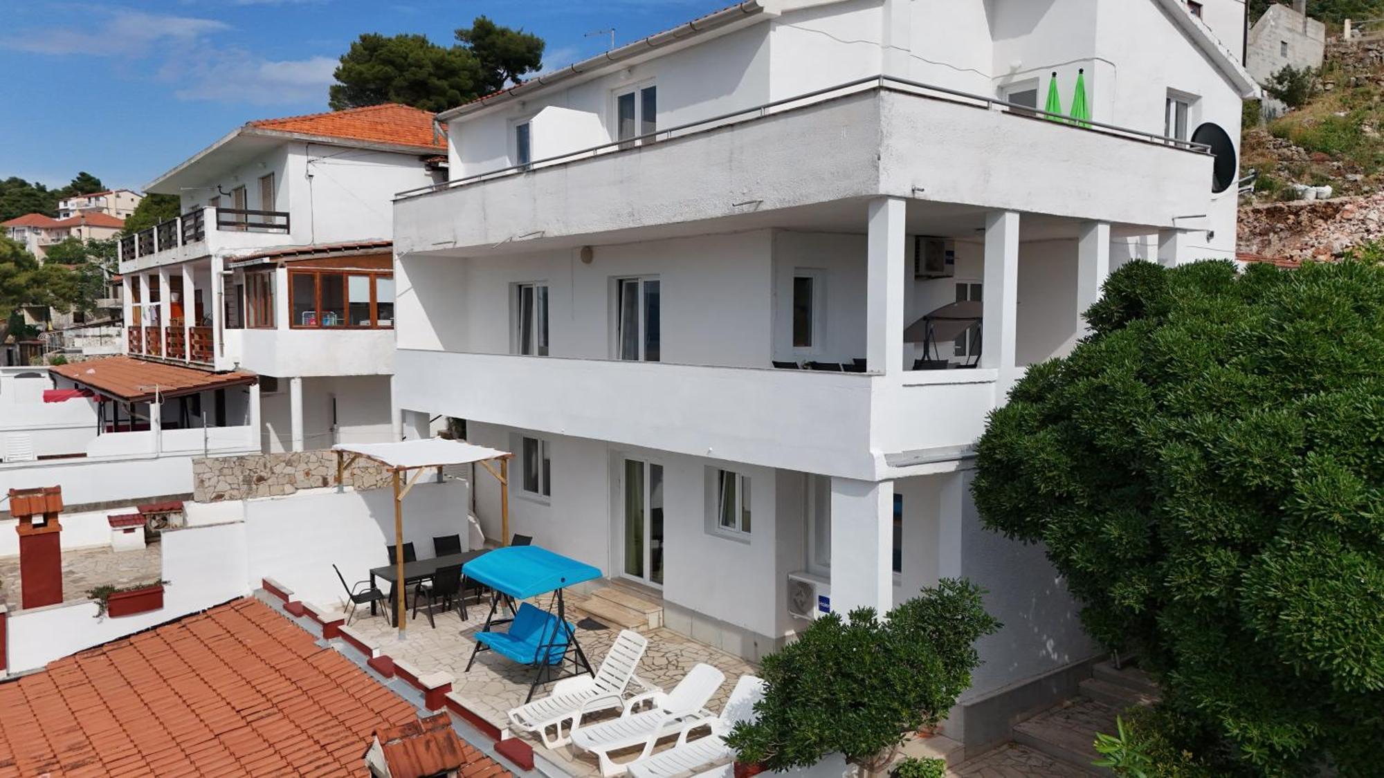 Apartments Peronja Jelsa Seafront Экстерьер фото